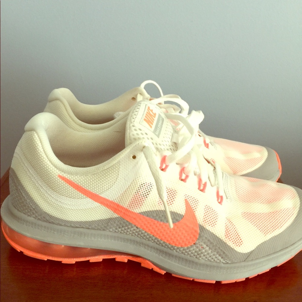 Nike MAX dynasty 2